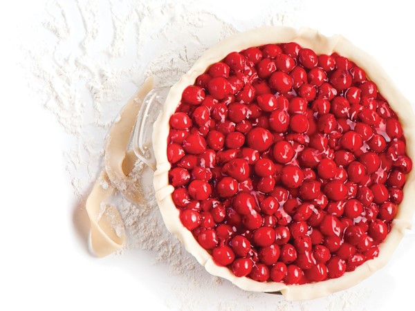 Unbaked pan of cherry pie