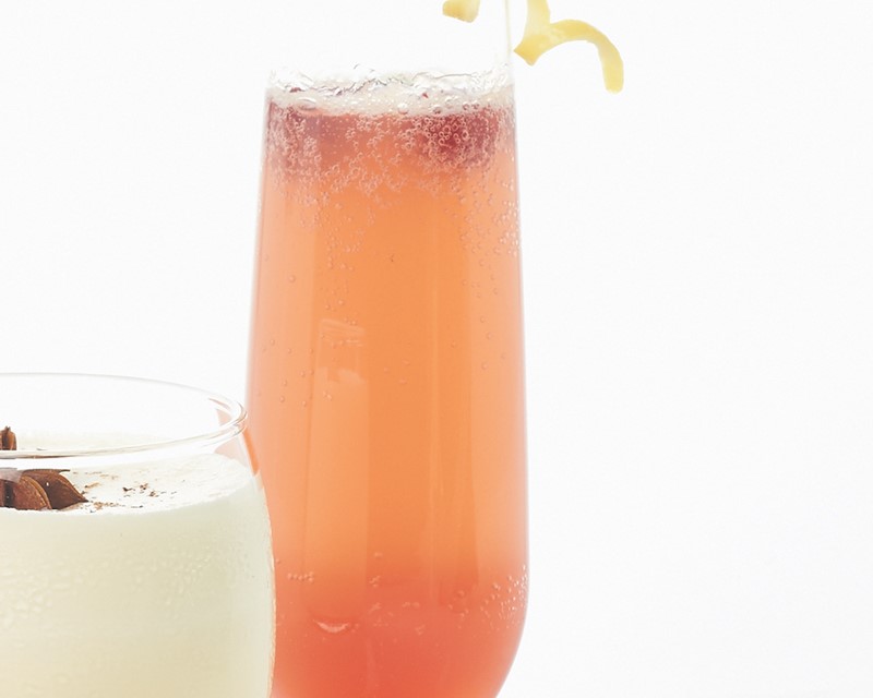 Sparkling champagne punch