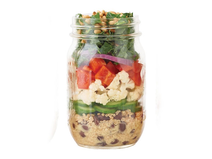 Easy Cobb Salad in a Jar - Weelicious