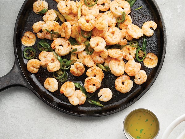 sauteed shrimp in the pan