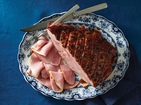 Clove-studded glazed baked ham