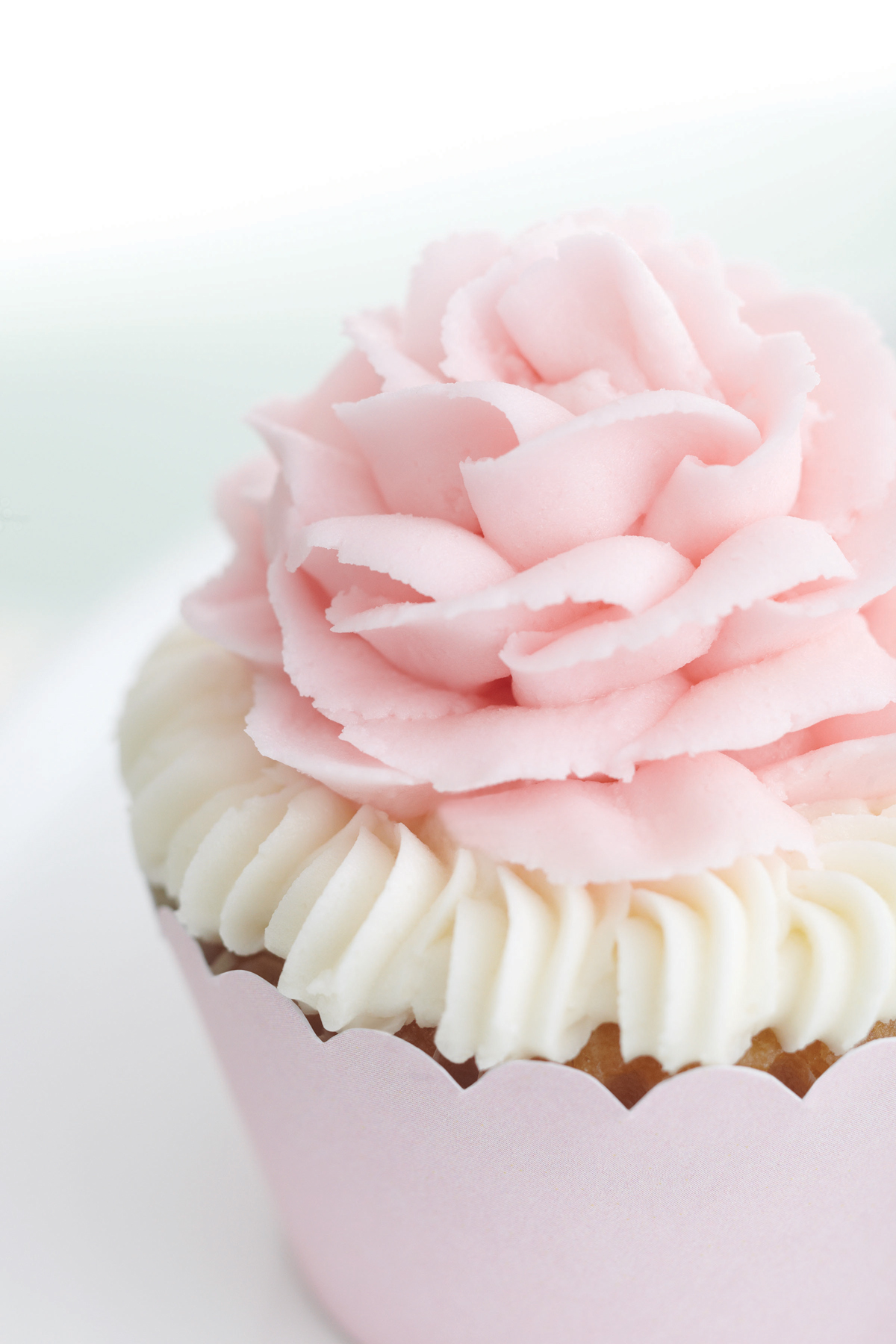 How to Make a Frosting Rose | Hy-Vee