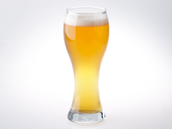 Hefeweizen in hefeweizen glass