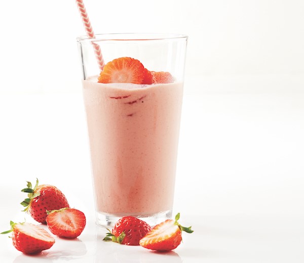 strawberry shake with optional protein and creatine