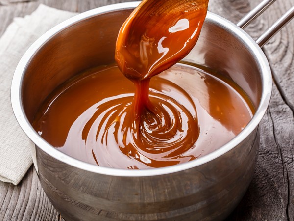 Whiskey Caramel Sauce HyVee