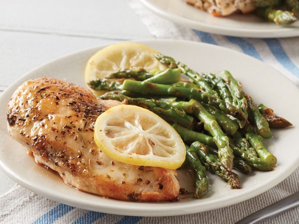 Lemon Chicken And Asparagus Skillet Hy Vee