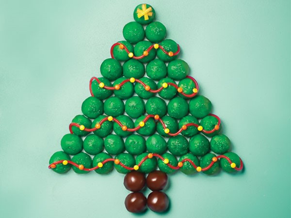 Cake Ball Christmas Tree Hy Vee
