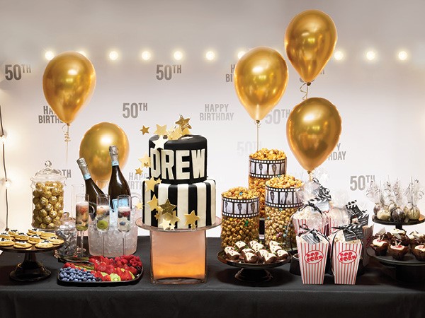 Hollywood Birthday Party Centerpiece | Hollywood Birthday Party Decoration  Ideas