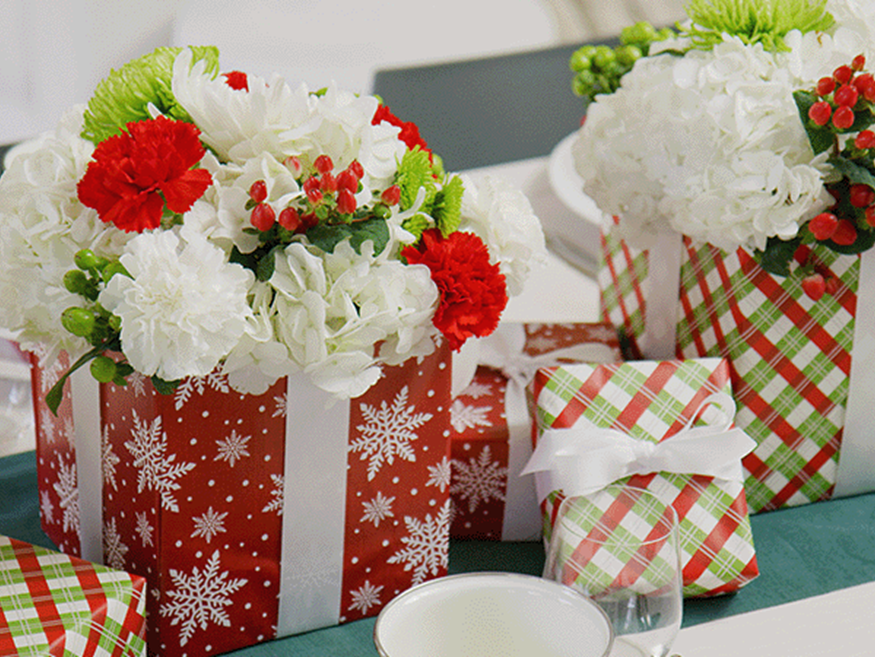 DIY Holiday Bouquet Wrap - Mama In Heels