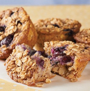 Oatmeal baked in muffin cups with blueberries