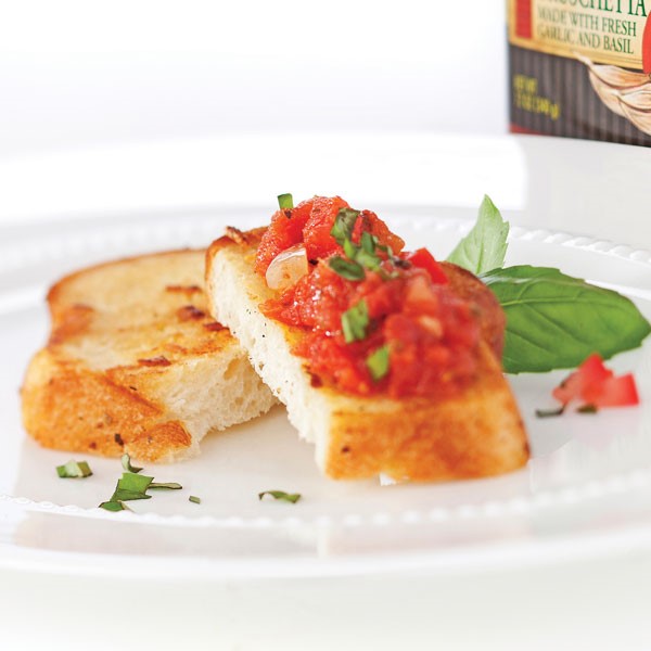 Bruschetta with Basil and tomatoes